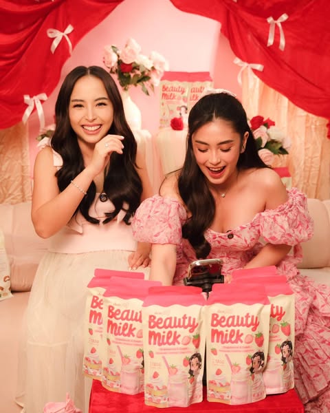 DEAR FACE BEAUTY MILK STRAWBERRY AND CREAM NEW FLAVOR