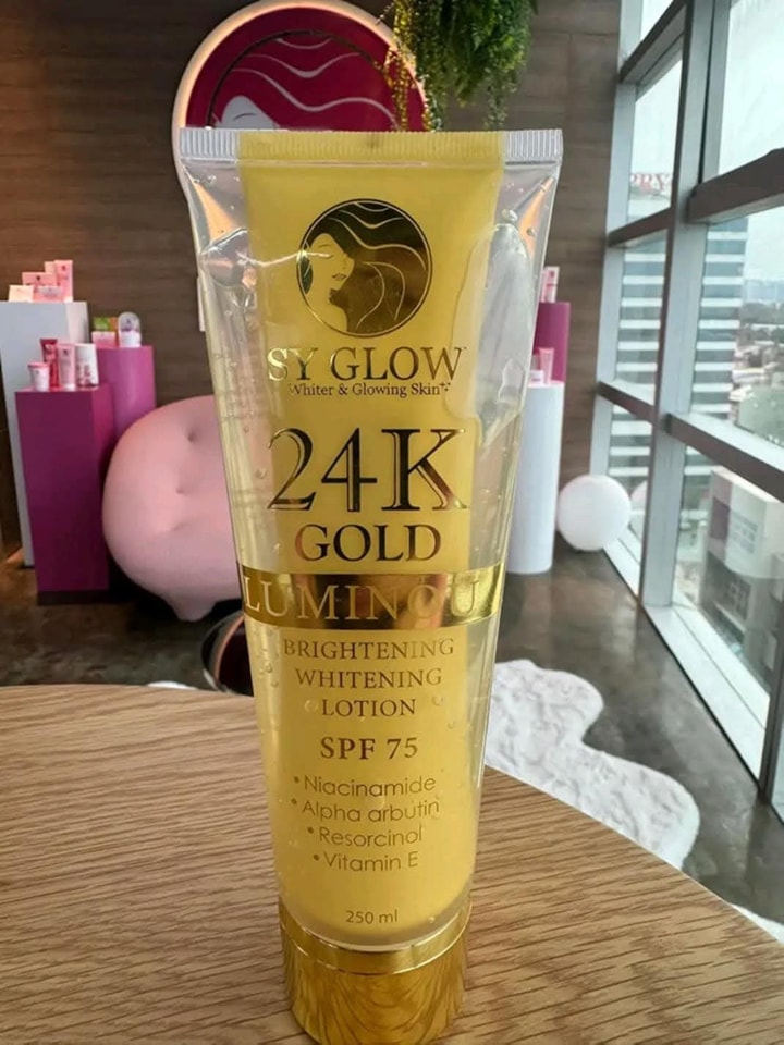 SY Glow – 24K Gold Luminous Brightening Whitening Lotion SPF 75 – 250 ml