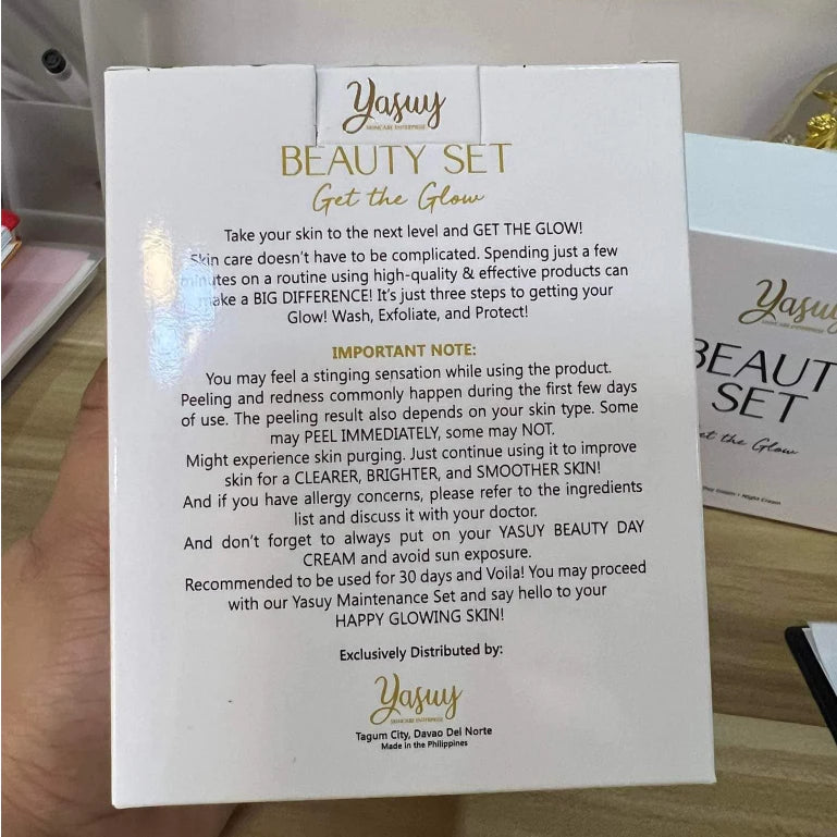 Yasuy Beauty Rejuvenating Set with peeling effect to get rid of pimples and renew skin